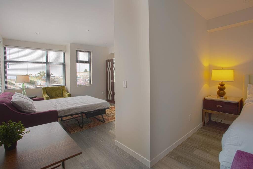 Cali King Size One Bedroom Luxurious Suite In Dtsd San Diego Exterior photo